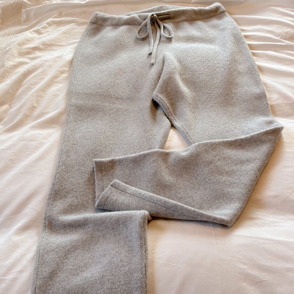 Cashmere, silk lounger pants from “Something Navy” in XL, Heather grey, So soft.
